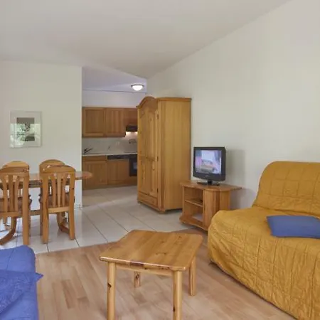 Les Naturelles Apartment *