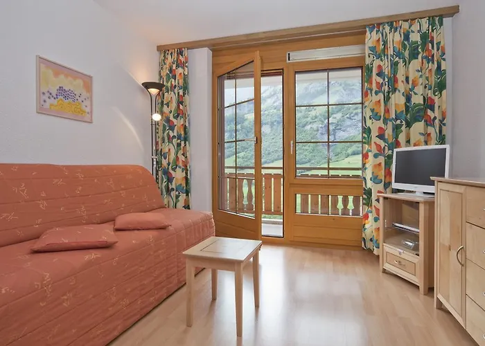 莱斯奈特赫拉酒店